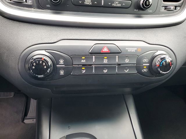 Used 2017 Kia Sorento LX image 22