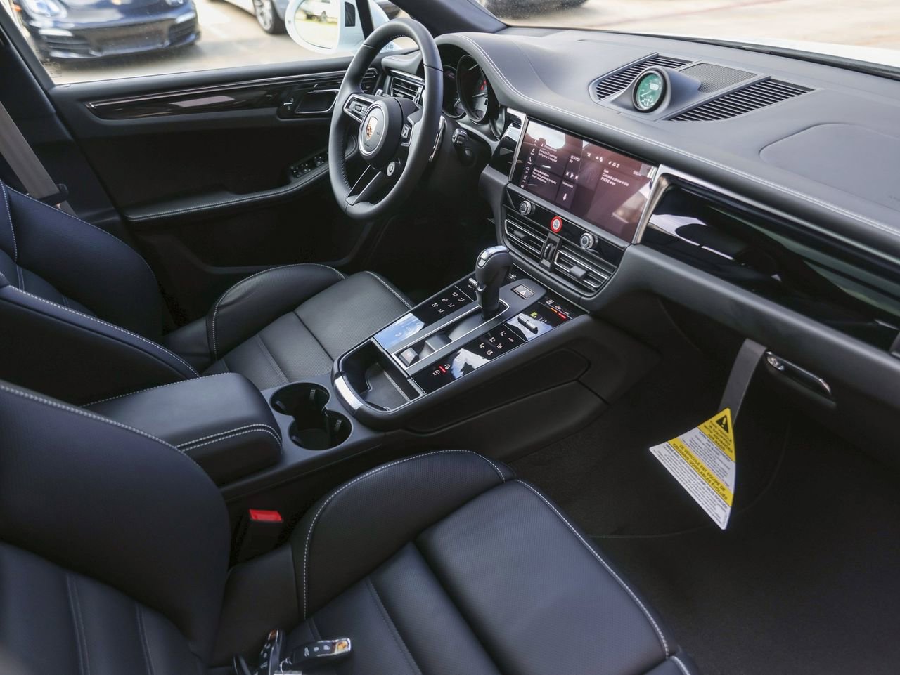 Used 2026 Porsche Macan S image 37