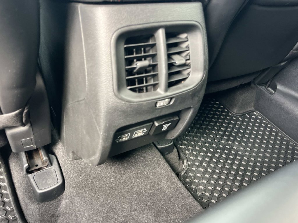 Used 2021 Jeep Cherokee Trailhawk AWD/4WD image 21
