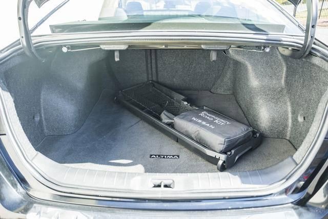 Used 2023 Nissan Altima 2.5 SV w/ SV Premium Package image 14