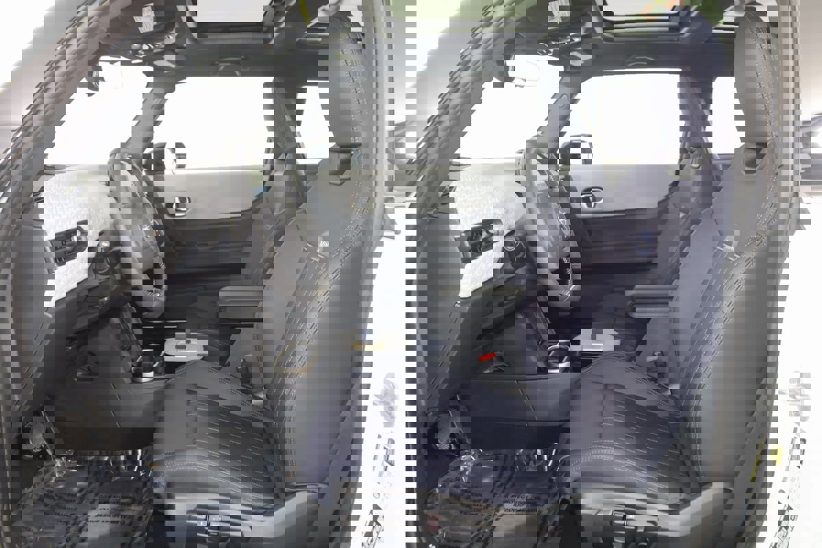 Used 2025 MINI Cooper S image 11