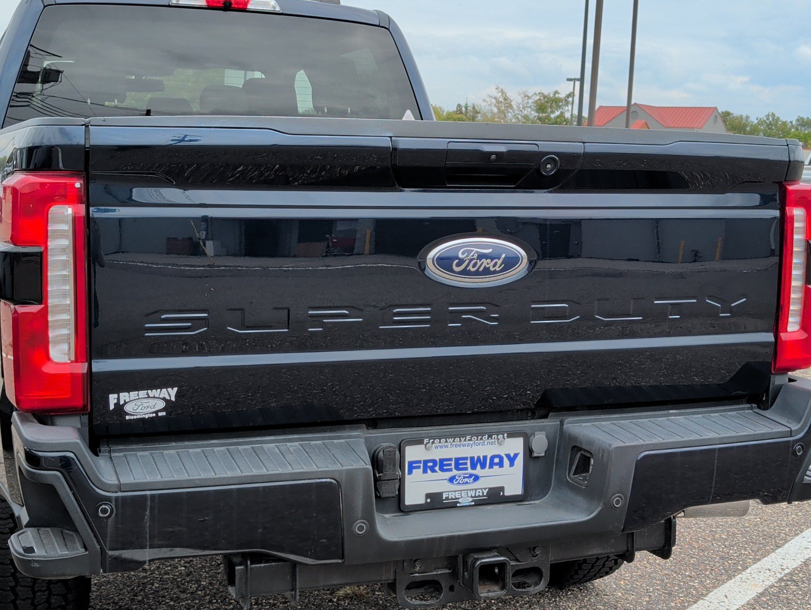Used 2023 Ford F250 XLT w/ XLT Premium Package AWD/4WD image 10