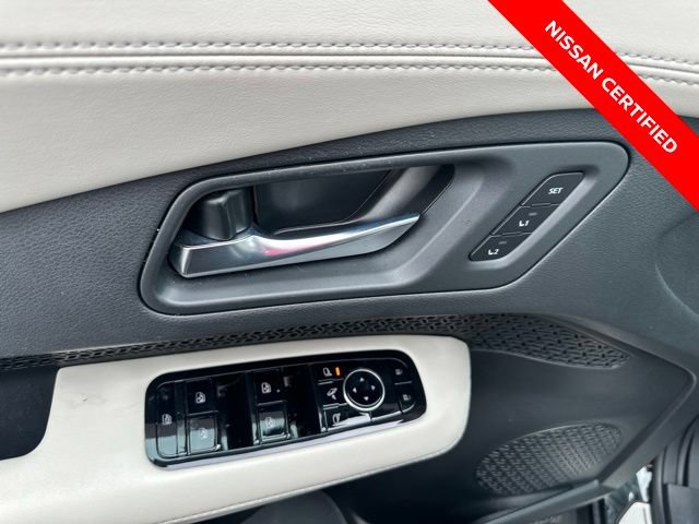 Certified 2024 Nissan Ariya AWD image 17