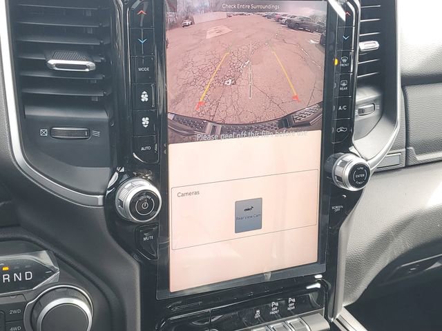 New 2026 RAM 1500 4x4 Crew Cab image 27