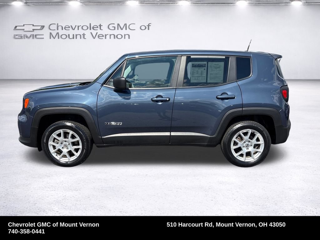 Used 2023 Jeep Renegade Latitude AWD/4WD image 2