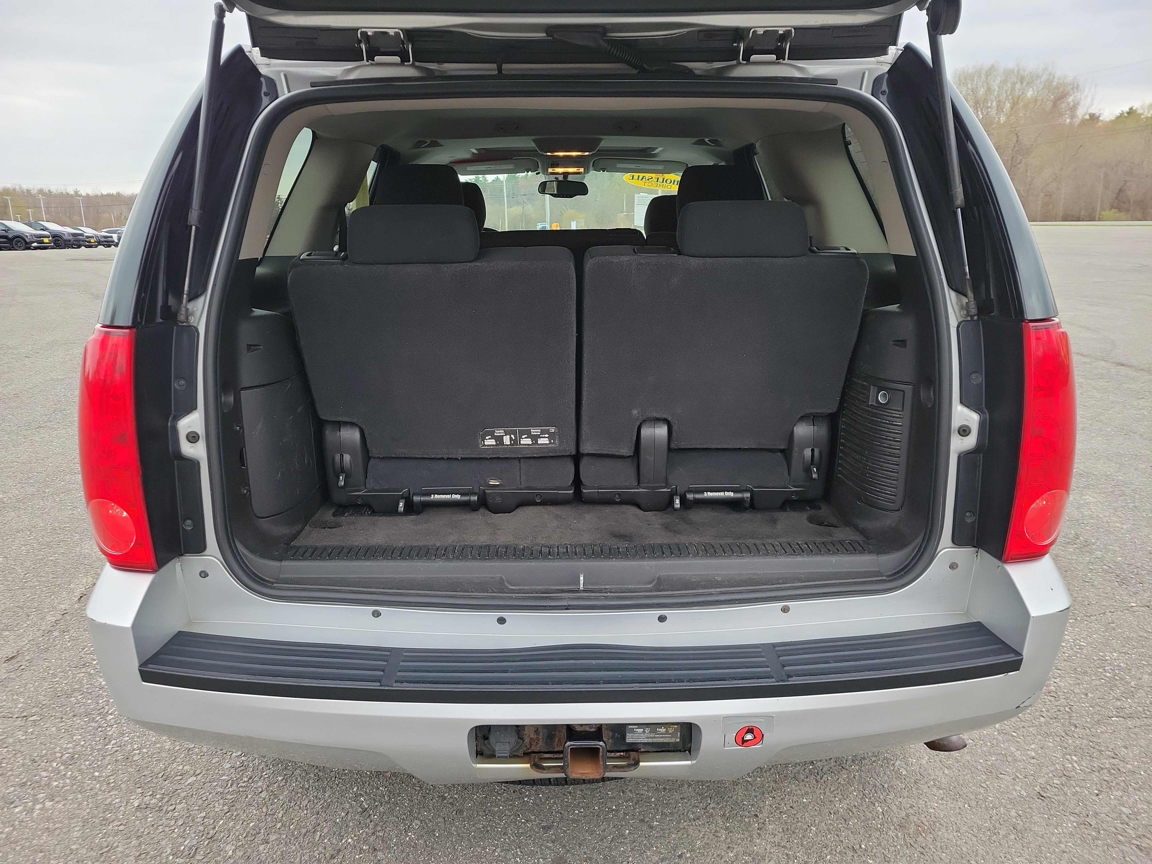 Used 2013 GMC Yukon SLE AWD/4WD image 18