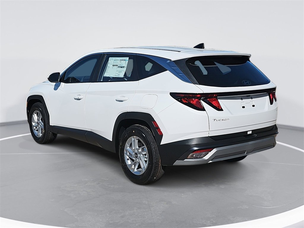 New 2026 Hyundai Tucson SE image 7