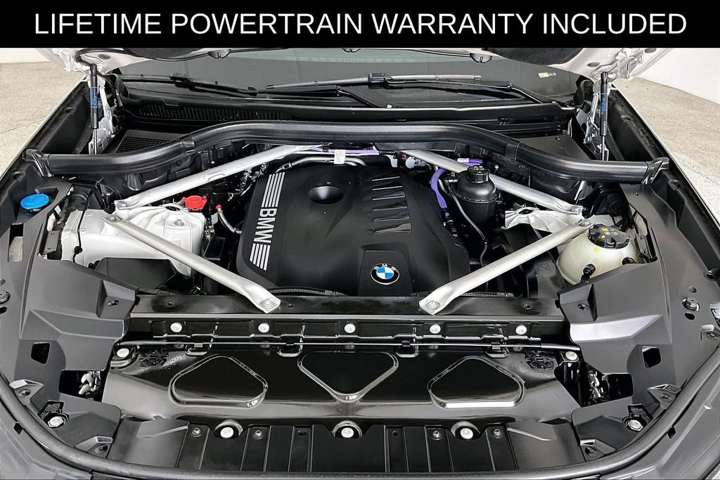 Used 2025 BMW X5 xDrive40i AWD/4WD image 11