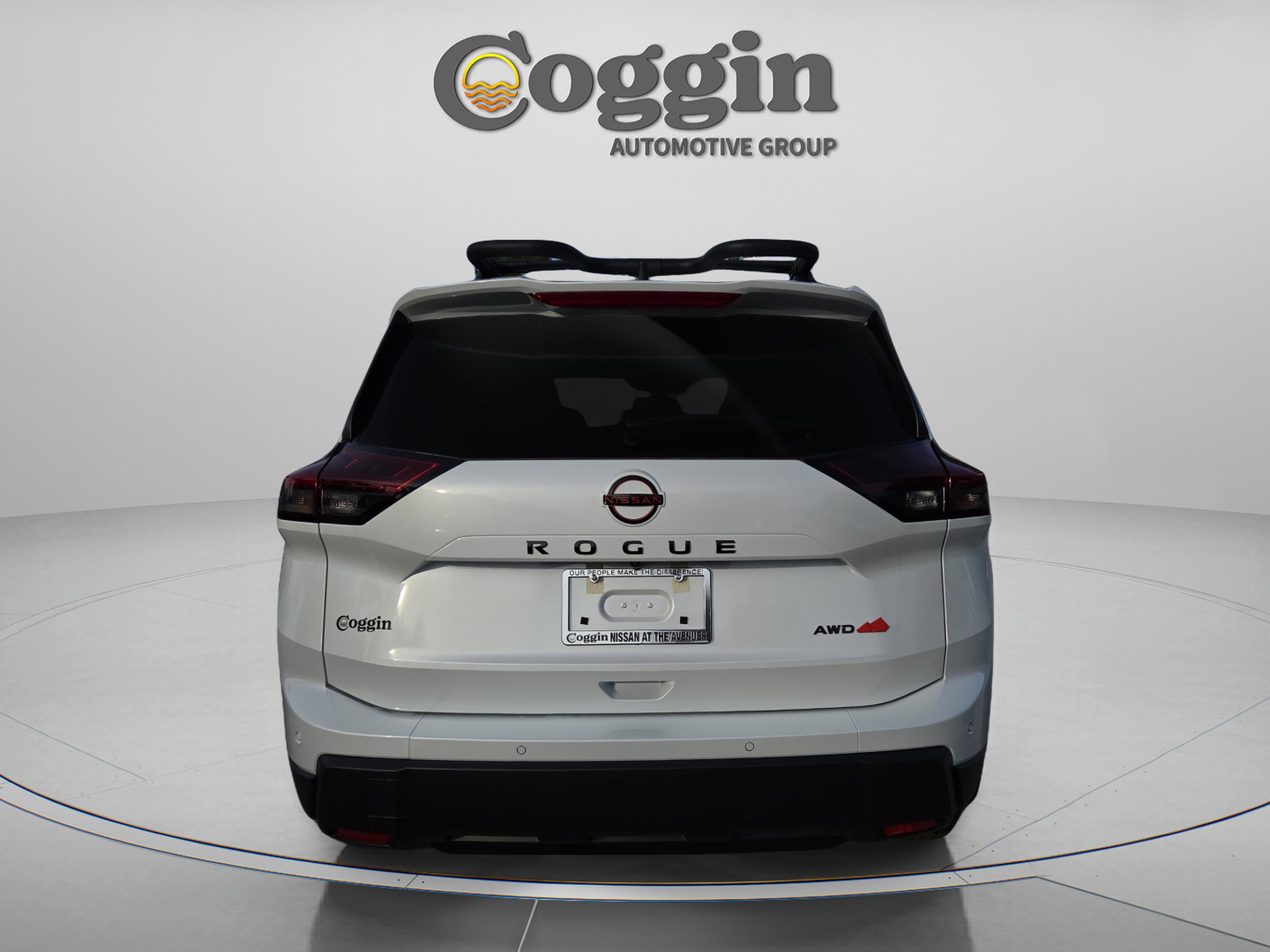 New 2026 Nissan Rogue Rock Creek image 4