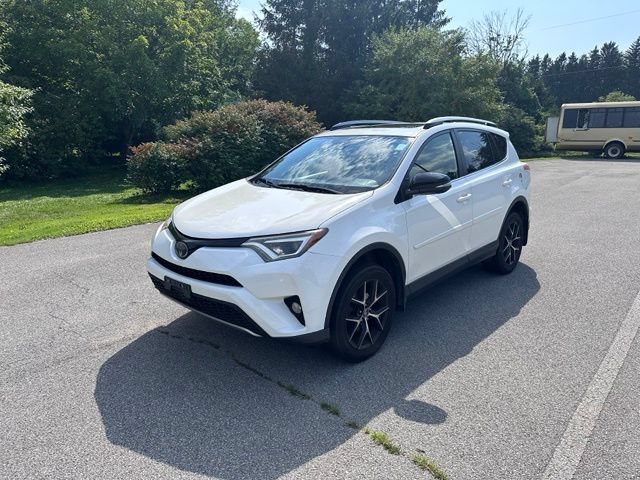 Used 2017 Toyota RAV4 SE w/ Power Special Value Package AWD/4WD image 7