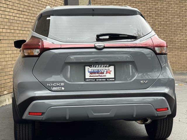 Used 2024 Nissan Kicks SV FWD image 13
