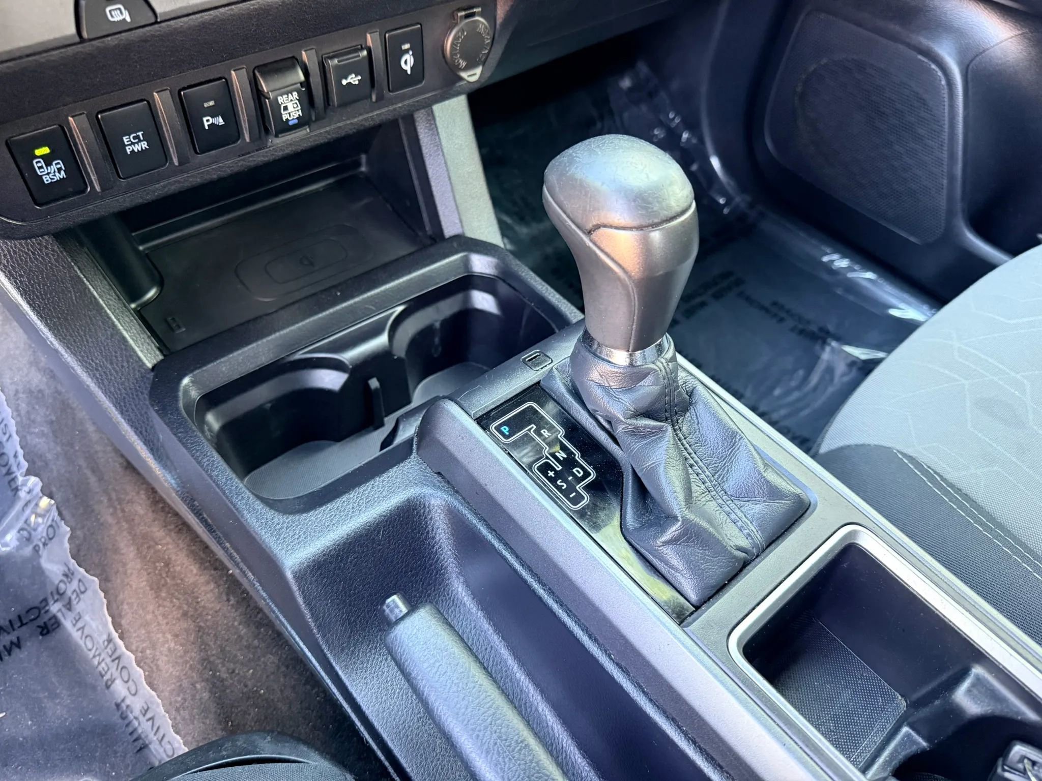 Used 2021 Toyota Tacoma TRD Sport w/ Technology Package image 20