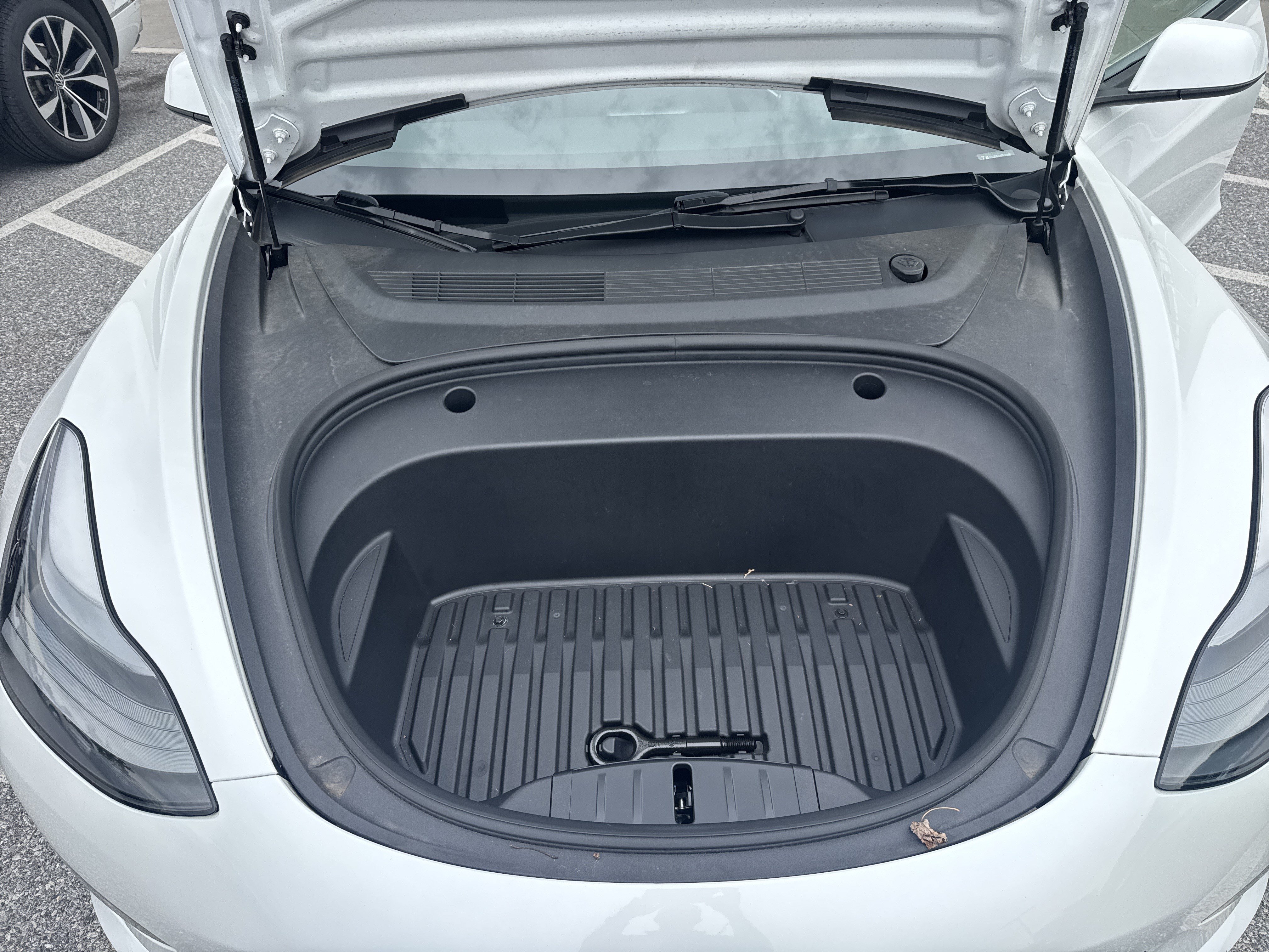 Used 2023 Tesla Model 3 Standard Range RWD image 32