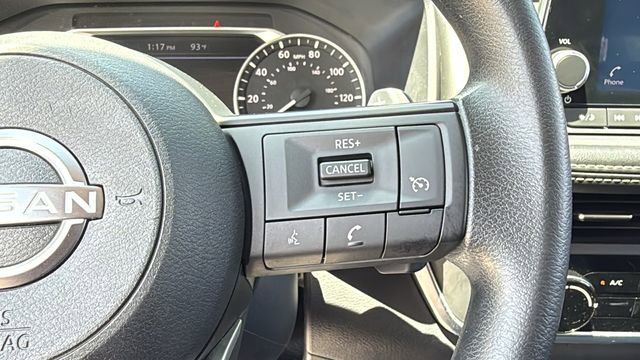 Used 2023 Nissan Rogue S AWD/4WD image 20