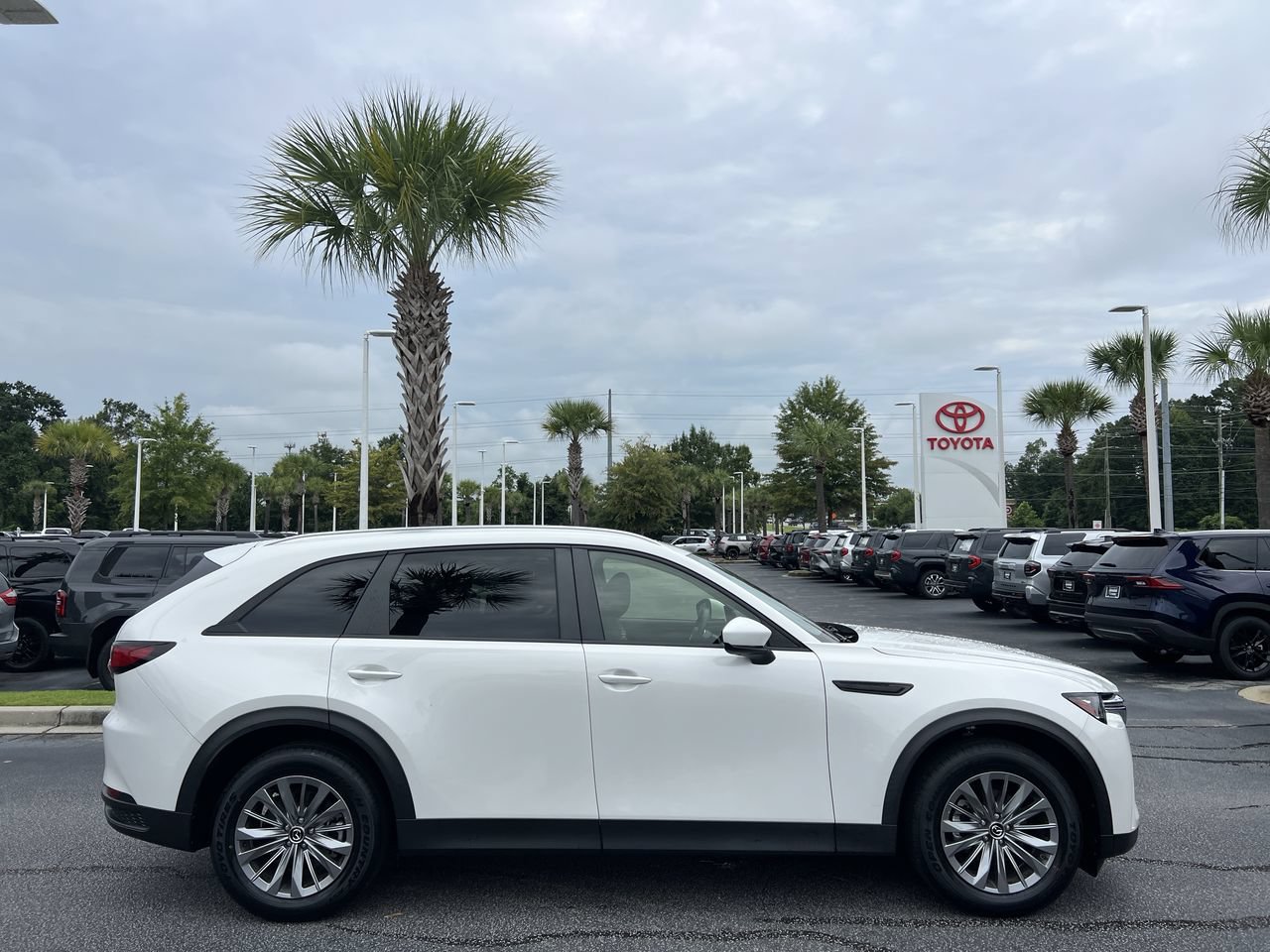 Used 2024 MAZDA CX-90 3.3 Turbo w/ Select Package AWD/4WD image 11