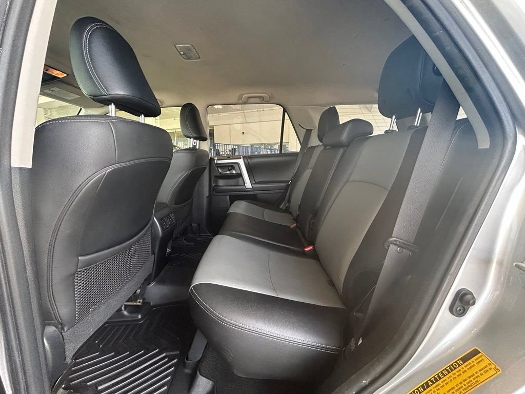 Used 2020 Toyota 4Runner SR5 Premium AWD/4WD image 32