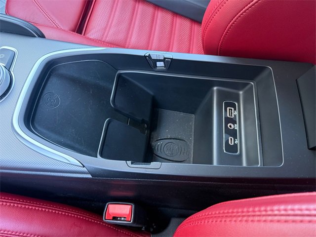 Used 2022 Alfa Romeo Giulia Veloce image 22