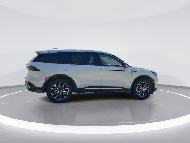 New 2026 Lincoln Nautilus Premier AWD/4WD image 8