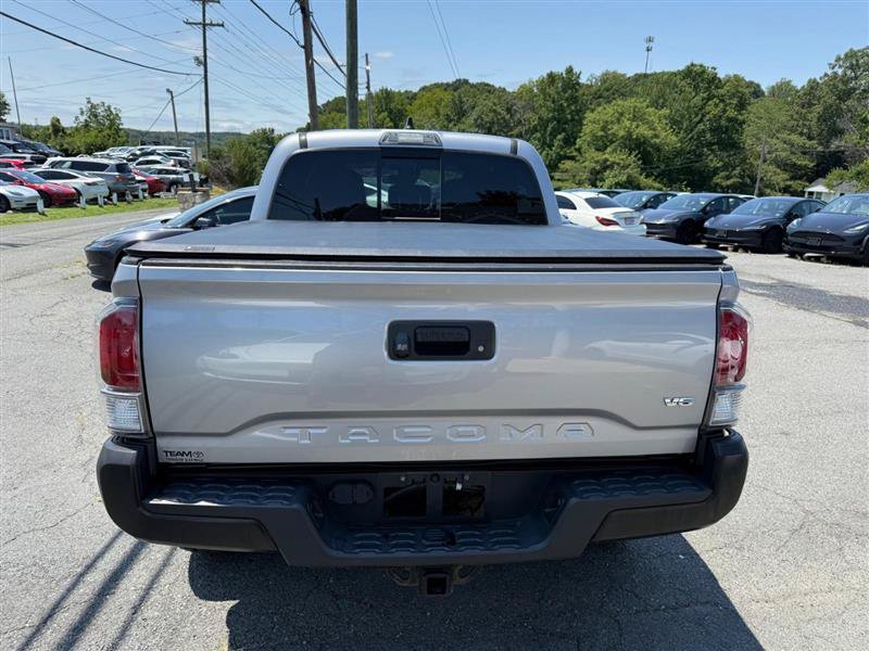 Used 2020 Toyota Tacoma TRD Off-Road AWD/4WD image 5
