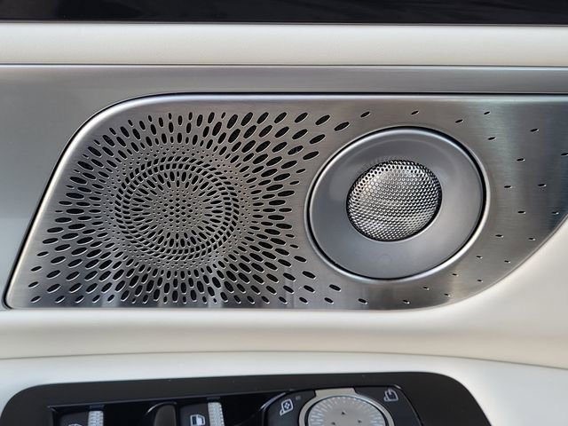 Certified 2024 Lincoln Nautilus Black Label image 30