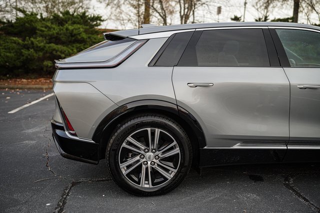 Used 2024 Cadillac Lyriq Luxury image 9