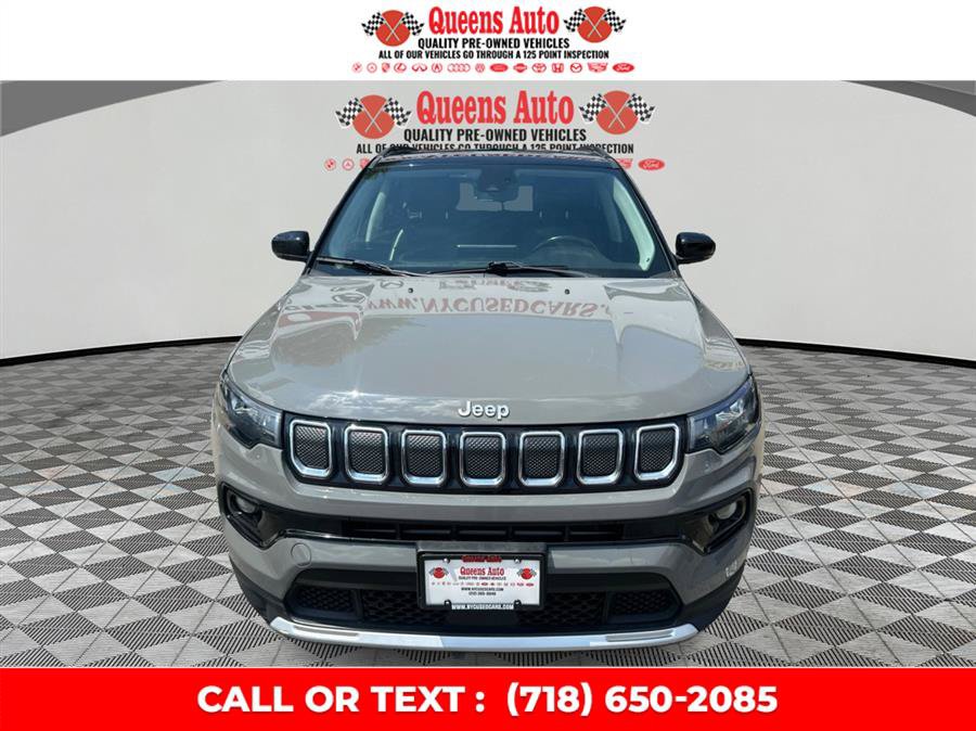 Used 2022 Jeep Compass Limited AWD/4WD image 1