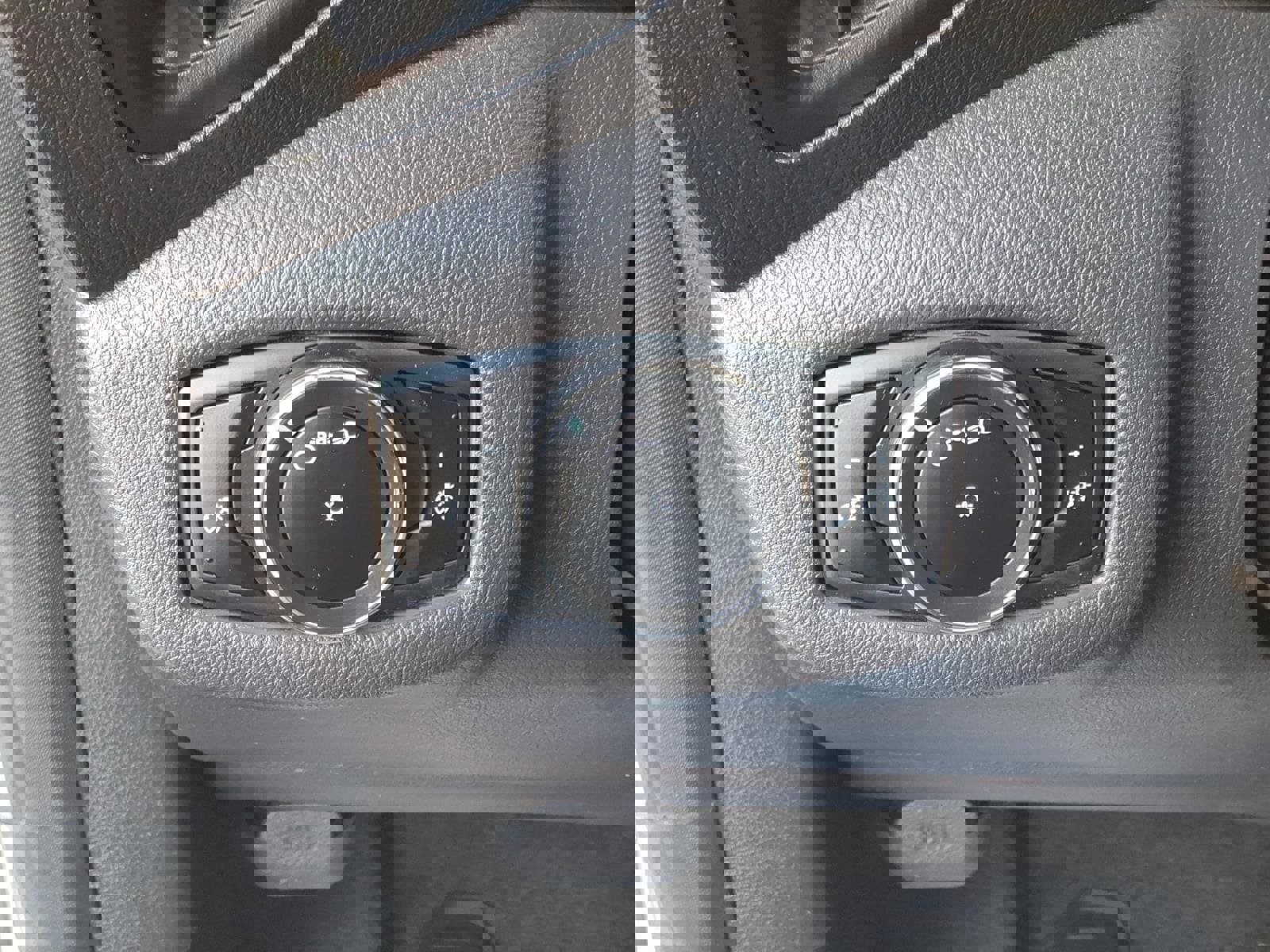 Certified 2018 Ford Transit Connect XL image 22