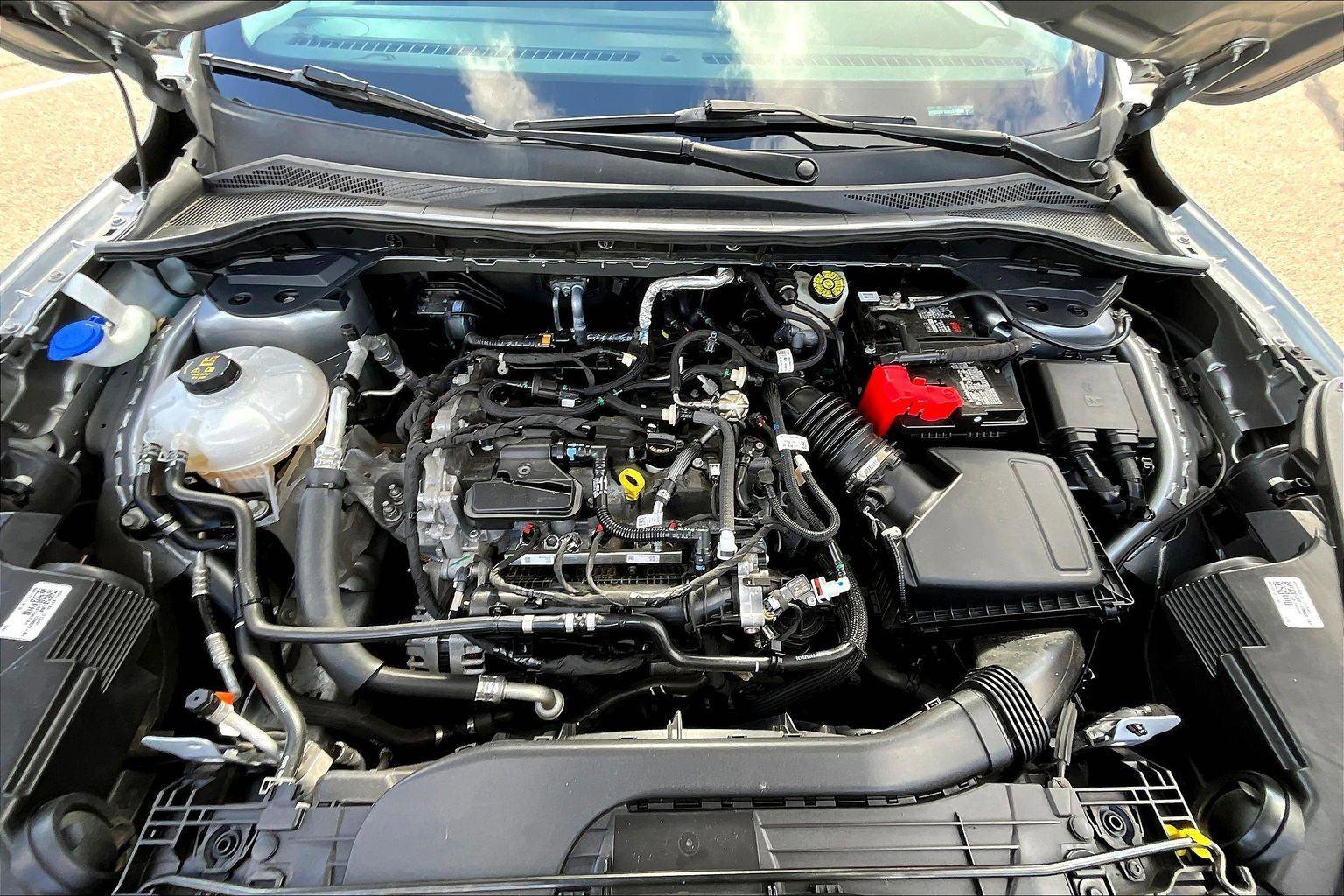 Used 2022 Ford Escape S image 10