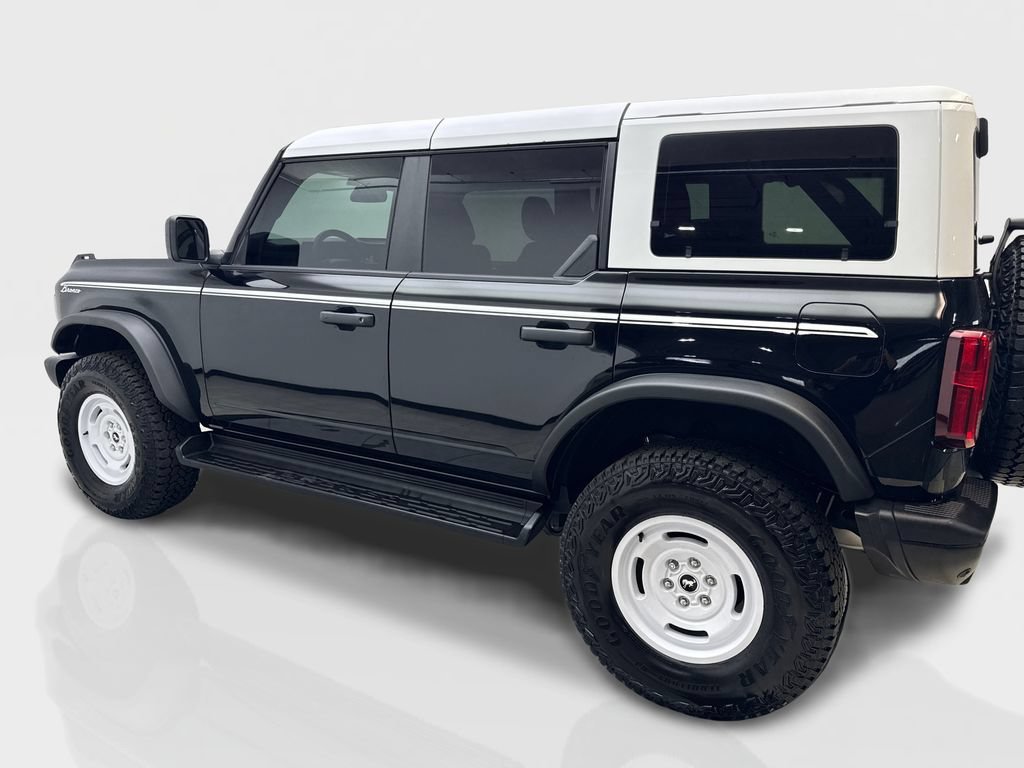 Used 2025 Ford Bronco Heritage Edition AWD/4WD image 11