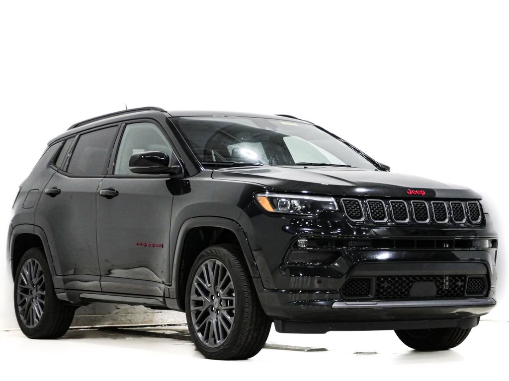 Used 2023 Jeep Compass Limited w/ Elite Group for (Red) Edition AWD/4WD image 1