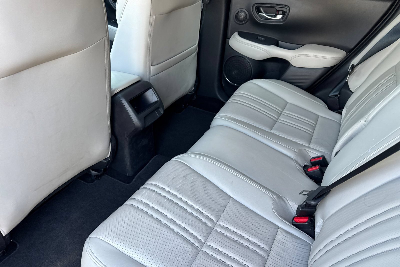 Used 2023 Honda HR-V EX-L image 12