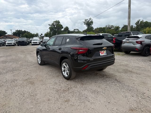 New 2026 Chevrolet Trax LS w/ LS Convenience Package FWD image 9