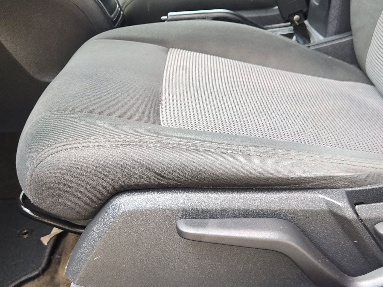 Used 2017 Jeep Patriot Latitude FWD image 21