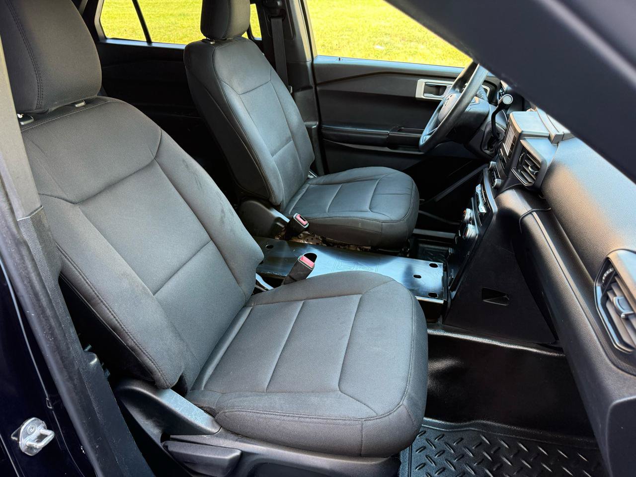 Used 2022 Ford Explorer 4WD Police Interceptor image 15