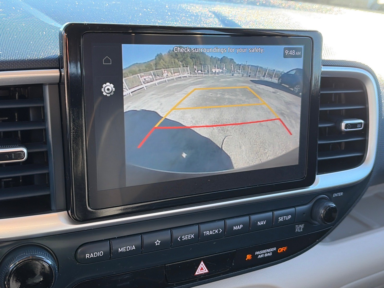 Used 2025 Hyundai Venue Limited FWD image 11