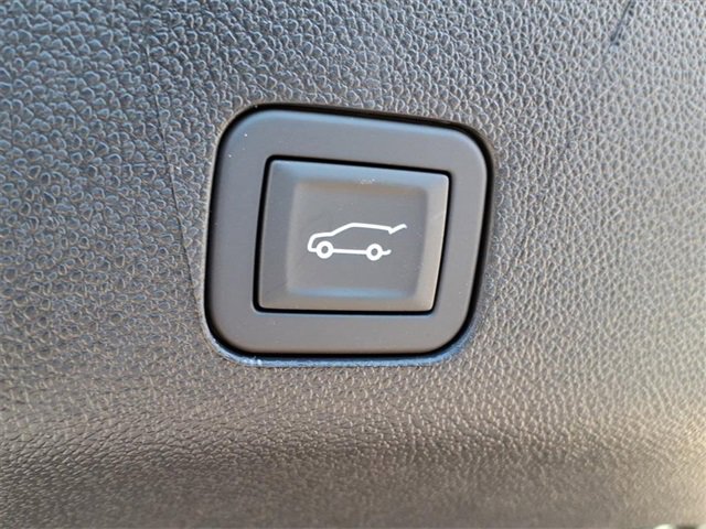 New 2026 GMC Yukon Denali w/ Advanced Technology Package image 16