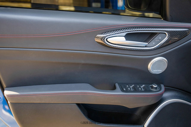 Used 2020 Alfa Romeo Giulia Quadrifoglio w/ Nero Edizione image 21