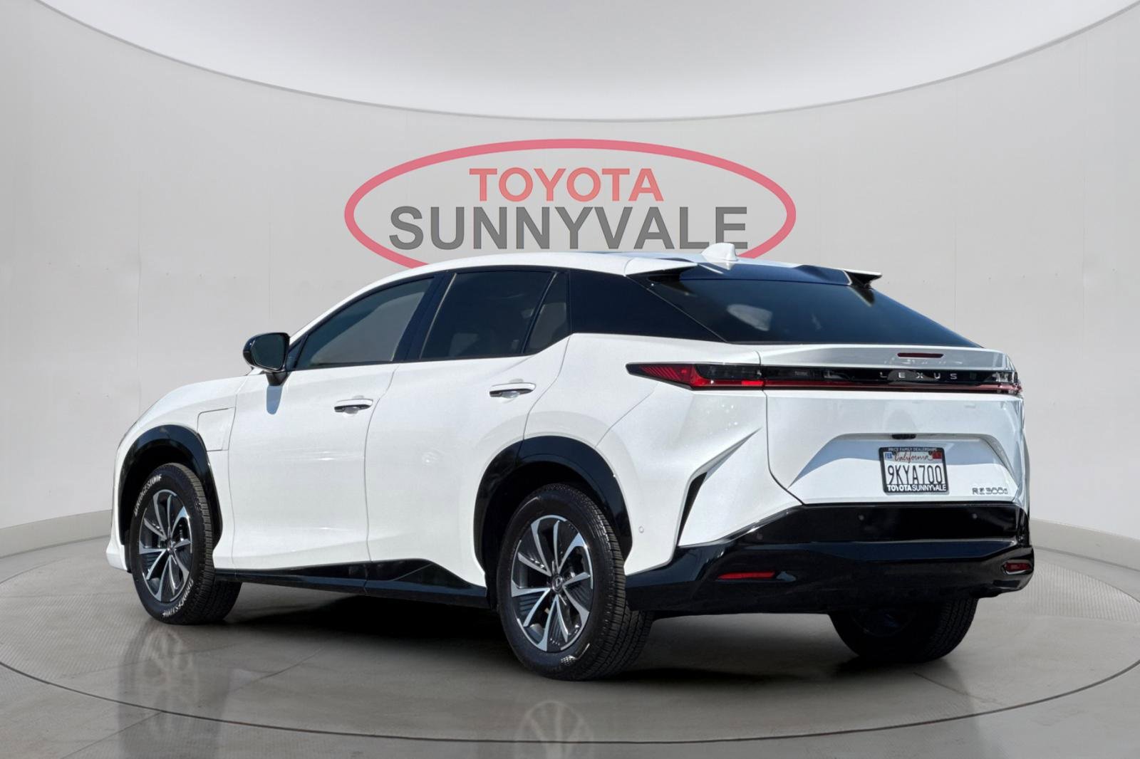 Used 2024 Lexus RZ 300e Premium image 7