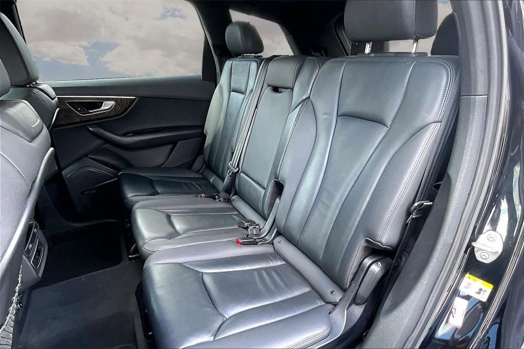 Used 2020 Audi Q7 3.0T Premium Plus image 21