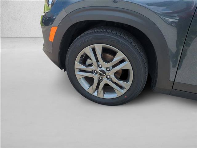 Used 2022 Kia Seltos S FWD image 24