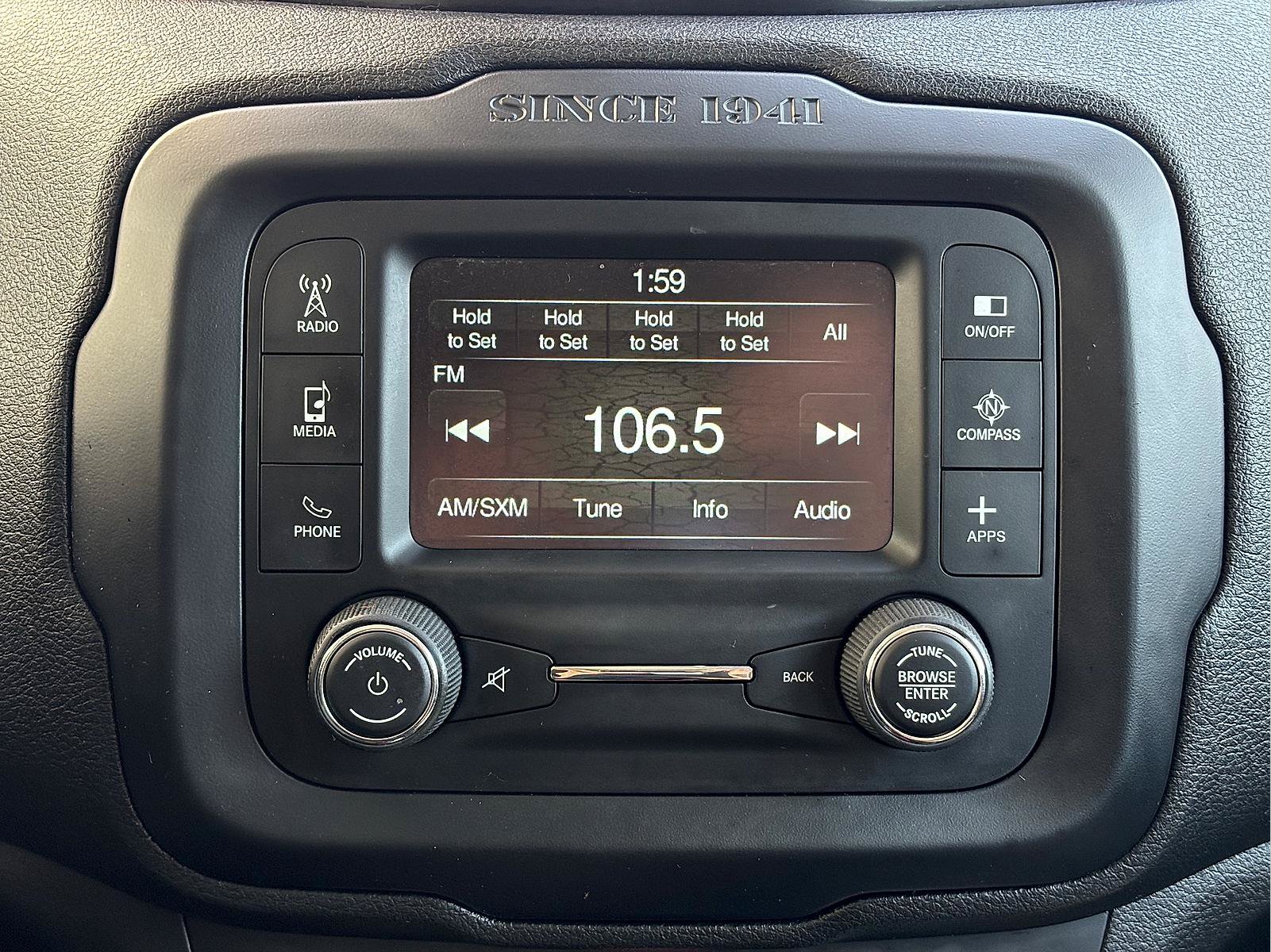 Used 2017 Jeep Renegade Trailhawk AWD/4WD image 19