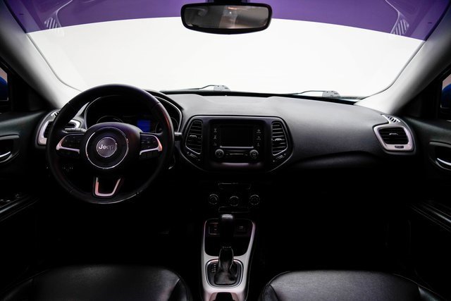 Used 2018 Jeep Compass Latitude image 18