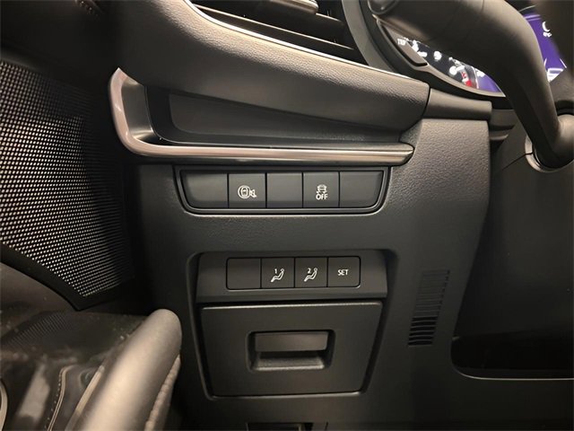 Used 2024 MAZDA MAZDA3 s image 19