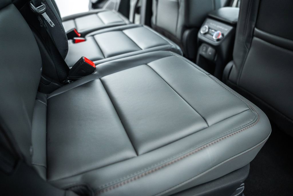 New 2026 Ford Explorer Active AWD/4WD image 36