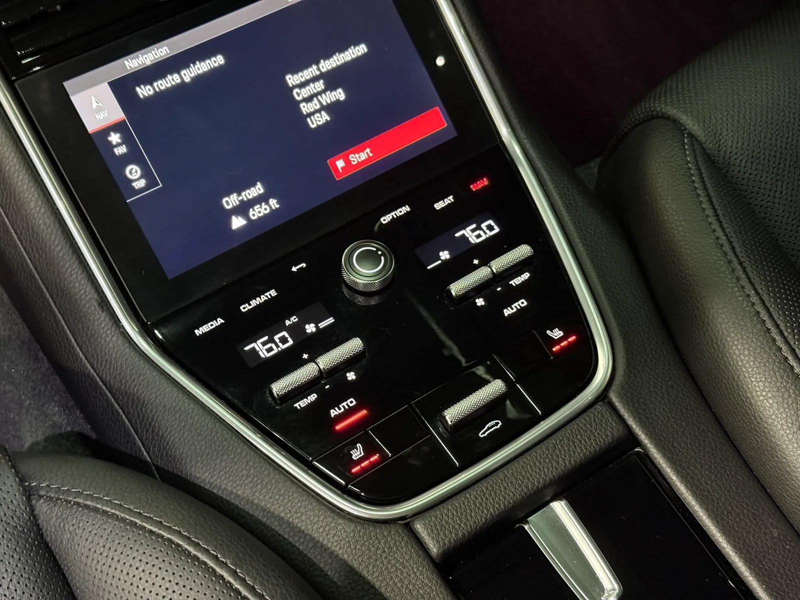 Used 2023 Porsche Panamera 4 Platinum Edition AWD/4WD image 69