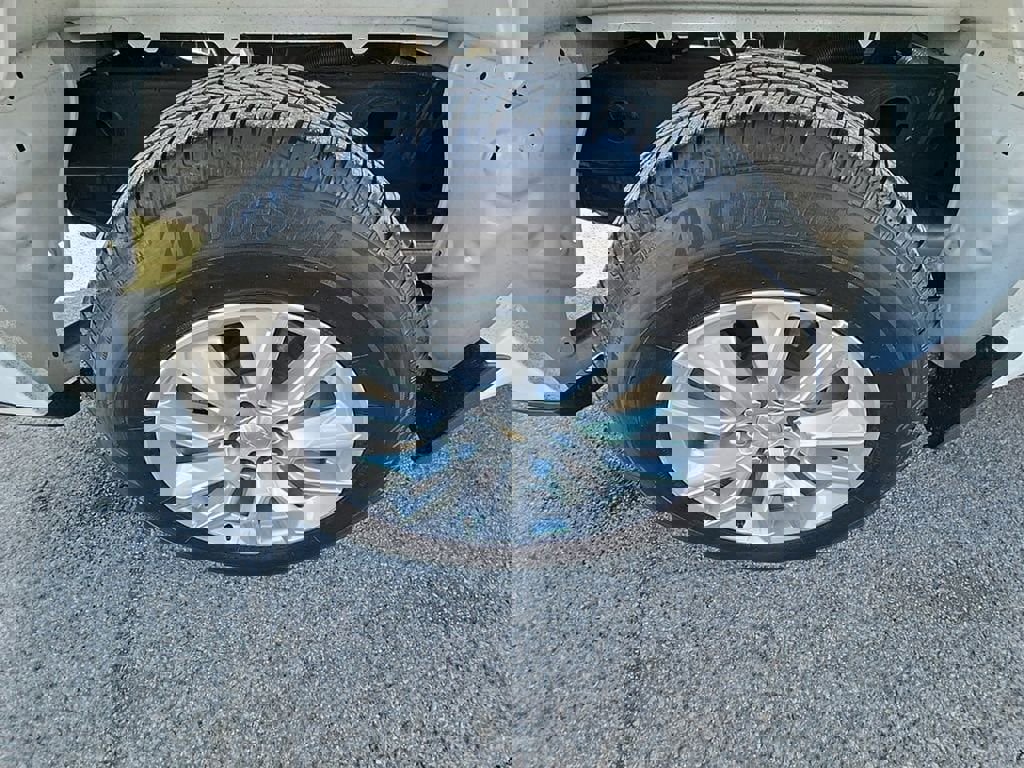 Used 2024 Chevrolet Silverado 1500 Custom image 46