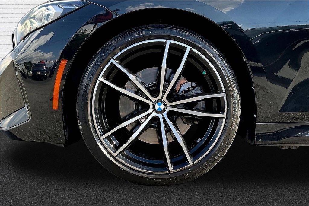 Used 2023 BMW 330i Sedan w/ M Sport Package RWD image 31