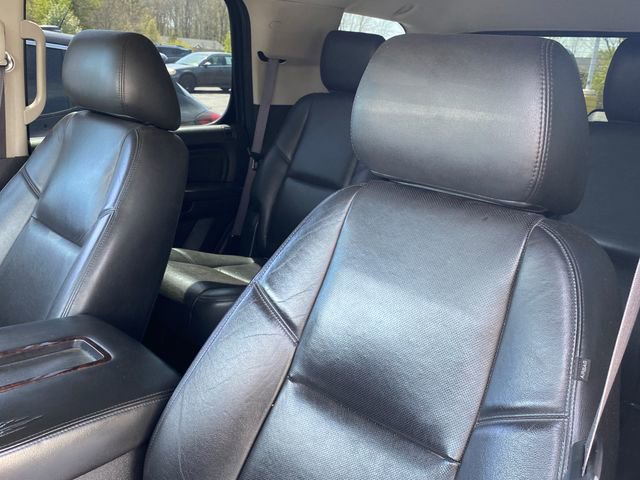 Used 2012 GMC Yukon Denali AWD/4WD image 6