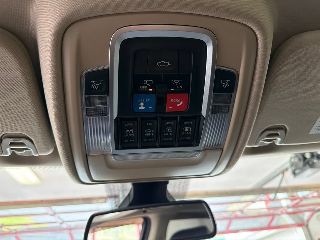 Used 2020 RAM 1500 Laramie AWD/4WD image 20