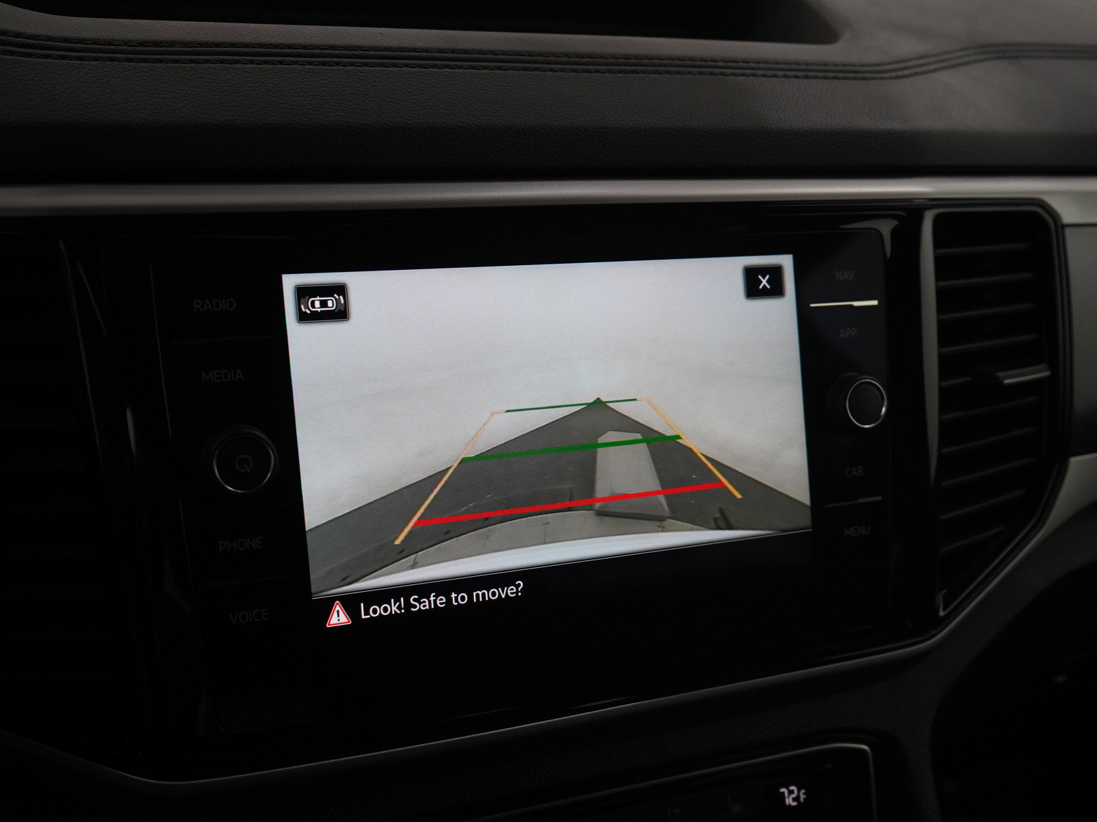 Used 2023 Volkswagen Atlas Cross Sport SEL Premium R-Line image 21